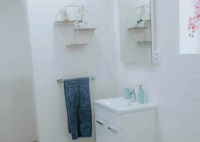 Ako Doma *